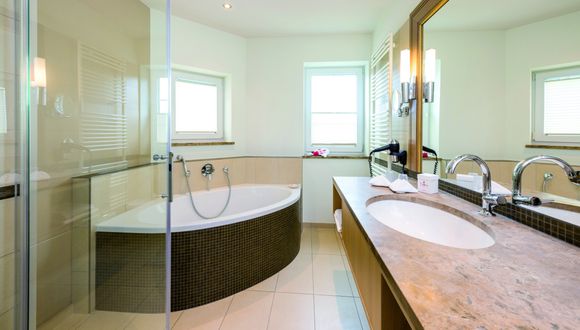 Romantic double room "Tristan & Isolde" room image #5