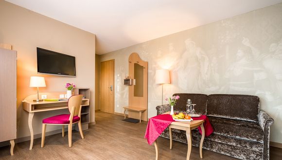 Komfort-Suite Tannhäuser ohne Schlossblick Zimmerbild #2