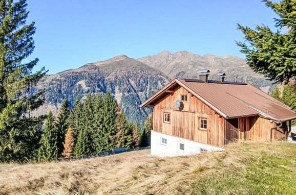 Außen Sommer 1 - Hauptbild, Heregger Hütte, Dellach, Greifenburg, Kärnten, Österreich