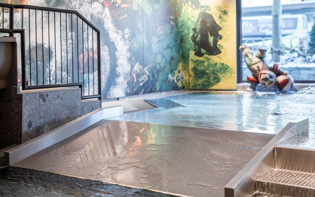 MICHAELKREYER_2412_Neuhaus_Kinderbad_513_web.jpg